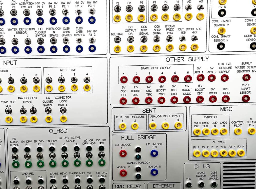 Electronic test bench, test bench design, custom test bench, test bench manufacturing, wiring test bench, electrical harness test bench, cable harness test bench, automated test bench, test bench development, test bench integration, industrial test bench, functional testing for electronic boards, test bench for electronic boards, test bench for connectors, electrical test solutions, custom industrial test bench, electronic testing system, test bench software, product validation test bench, automated end-of-line testing
